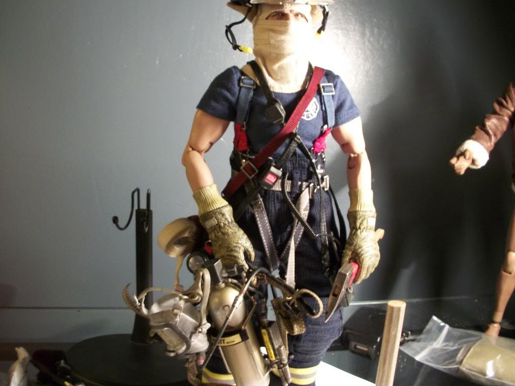 Emergency Services Hot Toys Firefighter Small Photo Review One Sixth Warriors Forum
