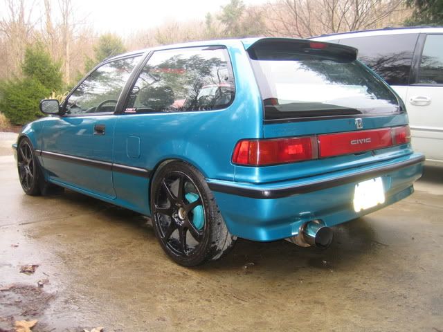 http://i229.photobucket.com/albums/ee111/tooslojetta/civic087.jpg