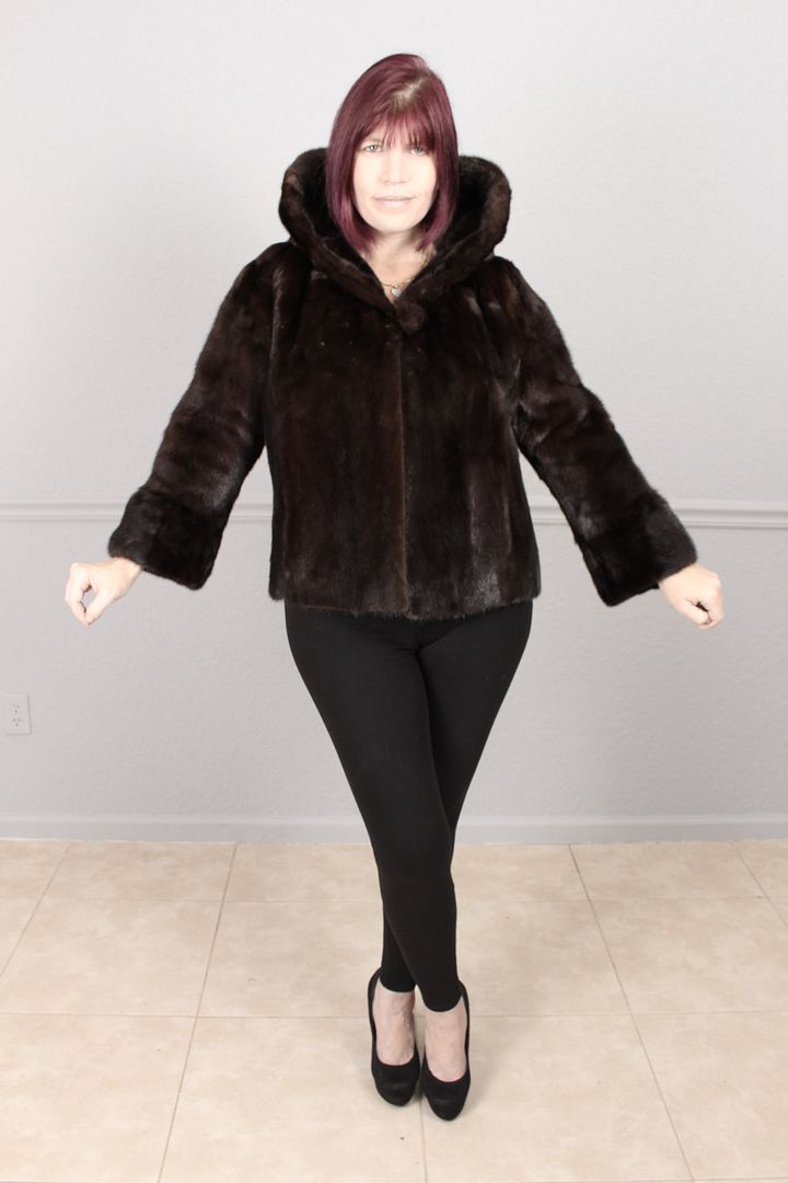 beautiful late 60s brown ranch mink fur bolero jacket size