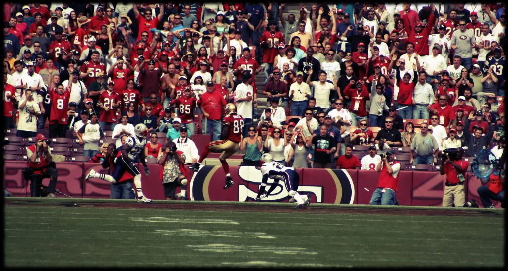 IMAGE: http://i229.photobucket.com/albums/ee207/49erFrick/Bruceeee.jpg?t=1229573933