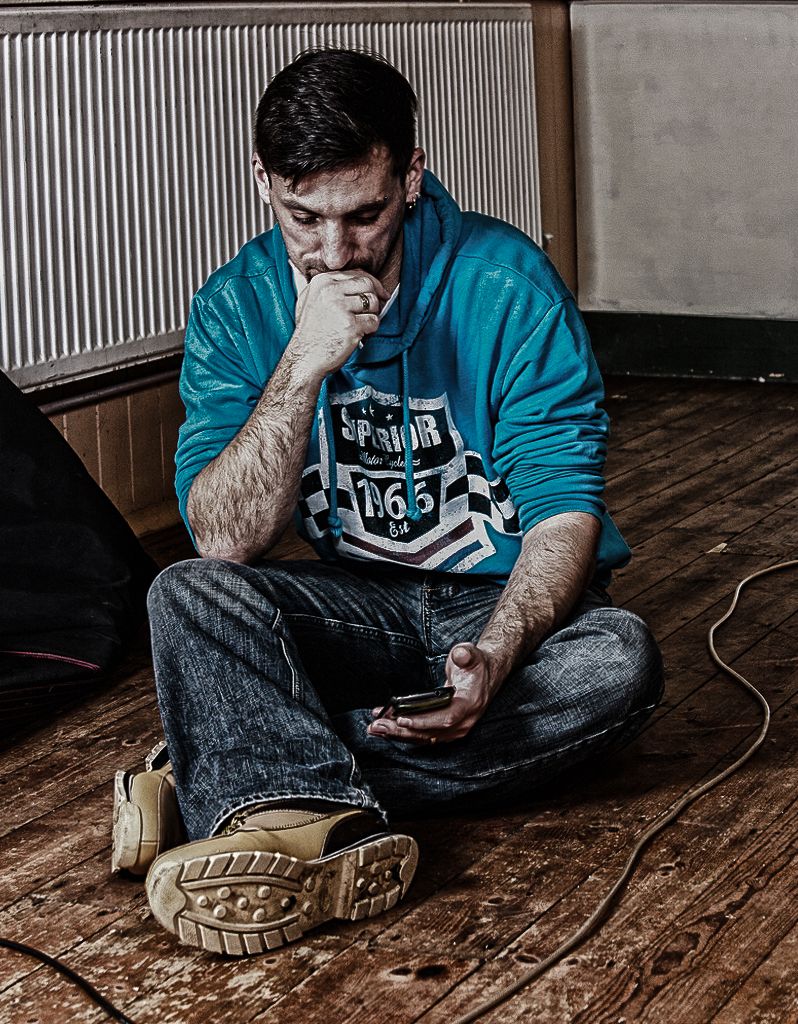 IMAGE: http://i229.photobucket.com/albums/ee21/andy_dobson/Photo%20Album%20for%20Canon/Doms-thefix--1.jpg