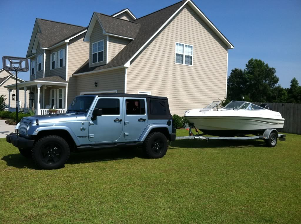 Can a jeep wrangler unlimited pull a boat #2