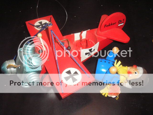 Steinbach Red Baron Airplane Smoker Music Box 824  